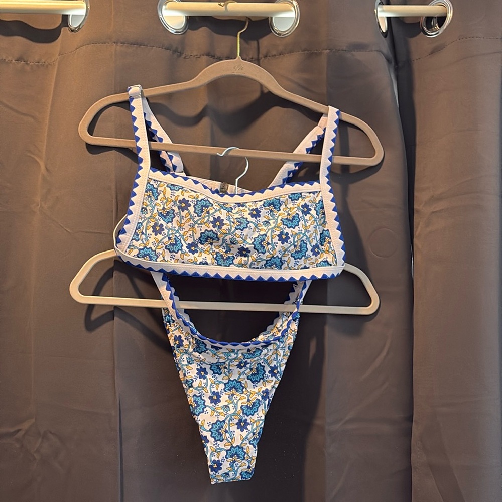 Women’s Floral Print Cheeky Bikini